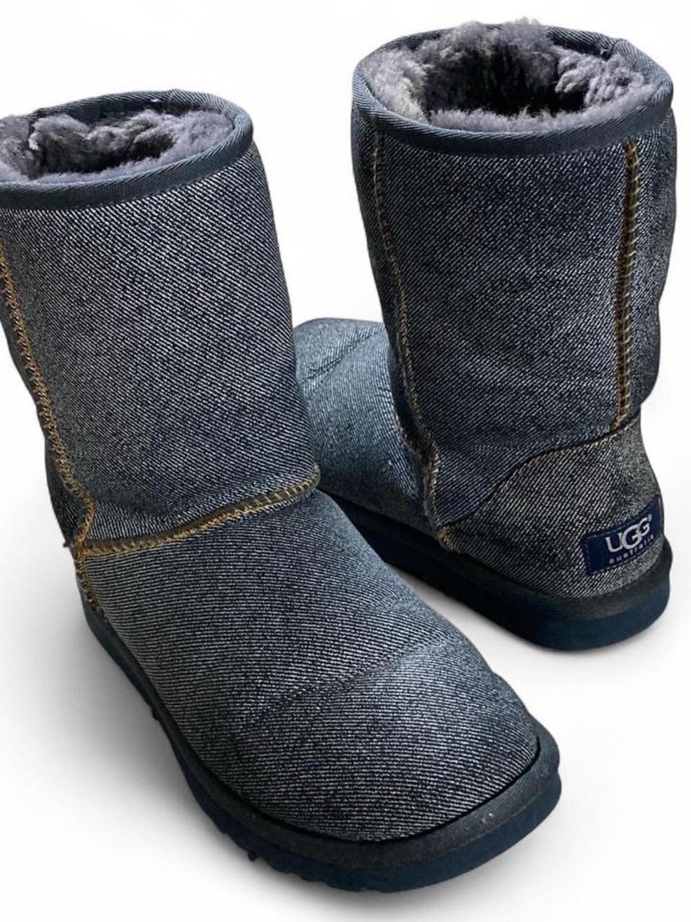 UGG Australia Classic Short Denim Boots Indigo Blue Wash Shearling